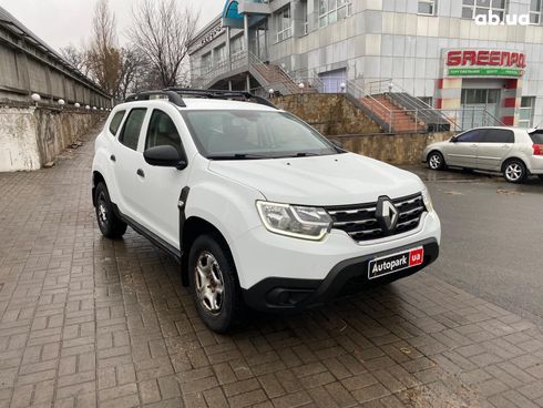 Renault Duster 2018 белый - фото 7