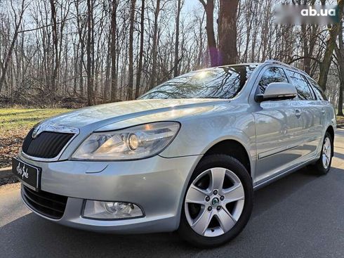 Skoda Octavia 2012 - фото 3