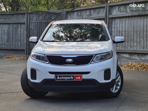 Kia Sorento 2013 белый - фото 2