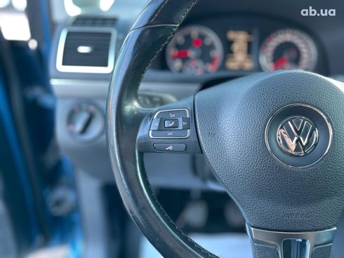 Volkswagen Touran 2014 синий - фото 27