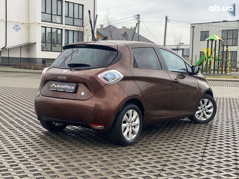 Renault Zoe 2015 - фото 14