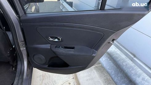 Renault Fluence 2013 - фото 30