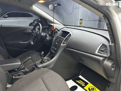 Opel Astra 2013 - фото 13
