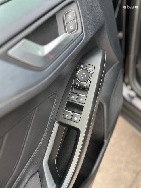 Ford Focus Active 2020 черный - фото 10