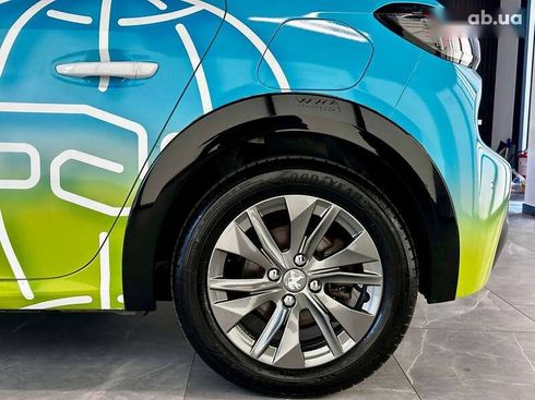 Peugeot e-208 2022 - фото 7