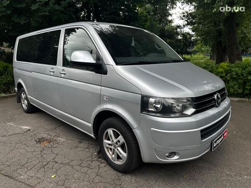 Volkswagen Caravelle 2015 серый - фото 3