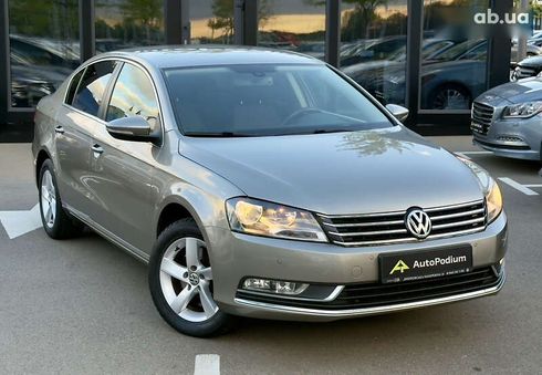 Volkswagen Passat 2013 - фото 4
