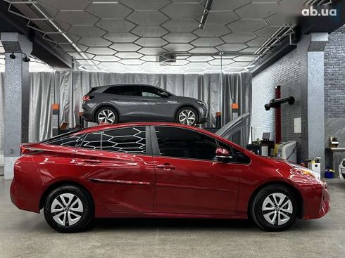 Toyota Prius 2016 - фото 5