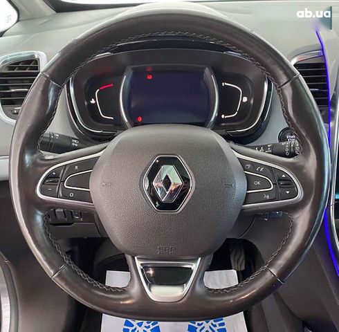 Renault Espace 2016 - фото 14