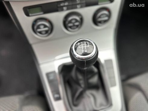 Volkswagen passat b6 2009 серый - фото 19