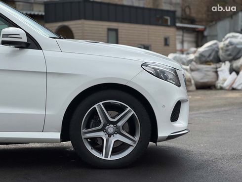 Mercedes-Benz GLE-Class 2016 белый - фото 17