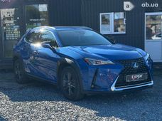 Продаж вживаних Lexus UX в Львівській області - купити на Автобазарі