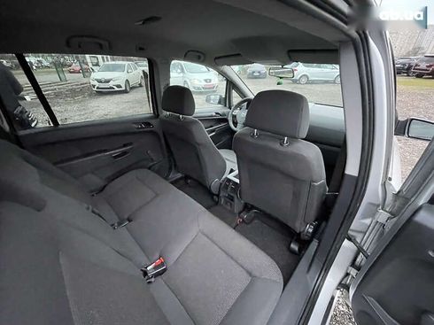 Opel Zafira 2009 - фото 28