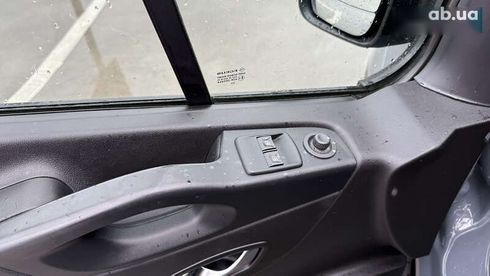 Renault Trafic 2020 - фото 20