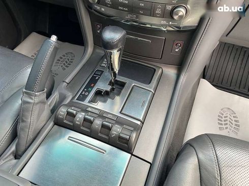 Lexus LX 2010 - фото 18