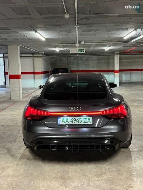 Audi E-Tron 2021 - фото 7