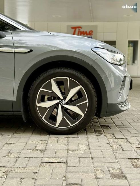 Volkswagen ID.4 2022 - фото 12