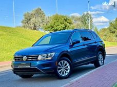 Продажа б/у Volkswagen Tiguan 2018 года - купить на Автобазаре