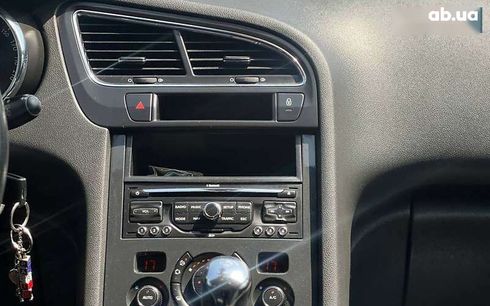 Peugeot 5008 2012 - фото 19