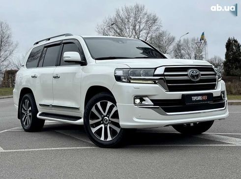 Toyota Land Cruiser 2019 - фото 21
