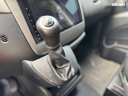 Mercedes-Benz Vito 2011 - фото 21