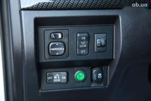 Toyota Tundra 2015 - фото 17
