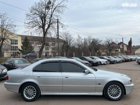 BMW 5 серия 2003 серый - фото 19