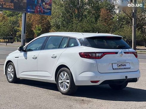 Renault Megane 2017 - фото 10