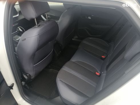 Peugeot 2008 2020 белый - фото 4