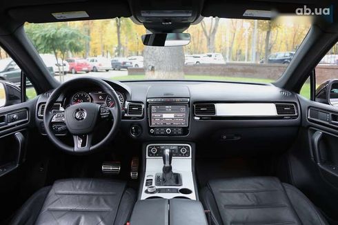 Volkswagen Touareg 2016 - фото 14