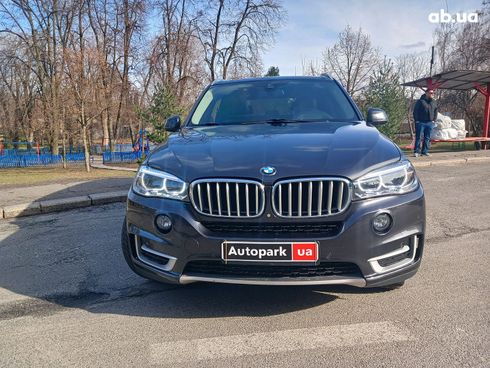 BMW X5 2015 серый - фото 2