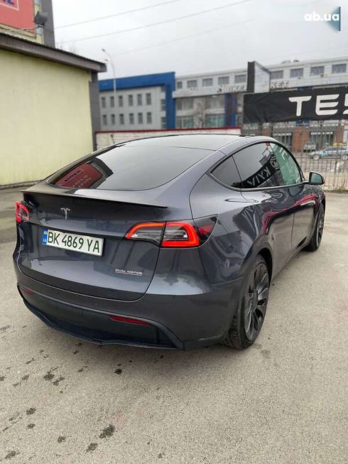 Tesla Model Y 2022 - фото 11