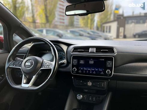 Nissan Leaf 2019 - фото 19