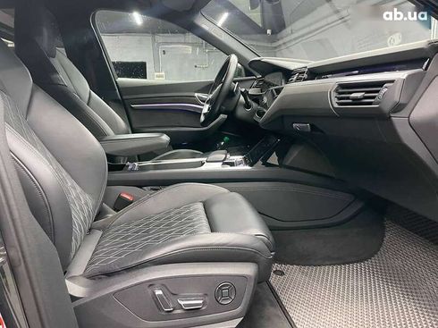 Audi E-Tron 2020 - фото 10
