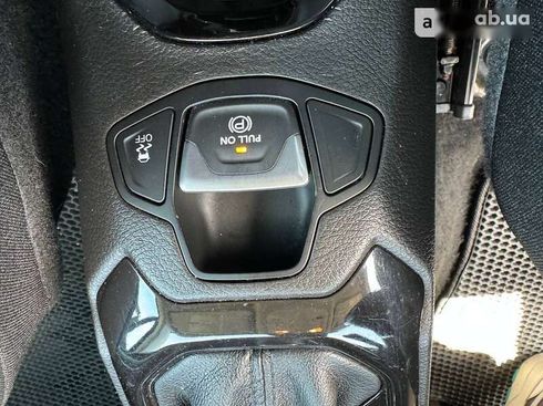 Jeep Renegade 2017 - фото 30