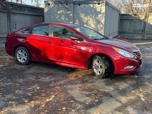 Hyundai Sonata 2014 красный - фото 11
