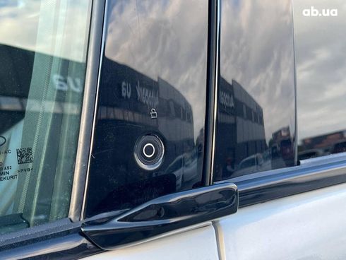 Ford Mustang Mach-E 2020 белый - фото 24