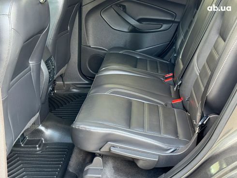 Ford Escape 2018 серый - фото 23