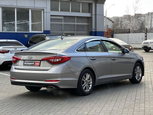 Hyundai Sonata 2016 серый - фото 4
