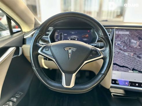 Tesla Model S 2016 - фото 28