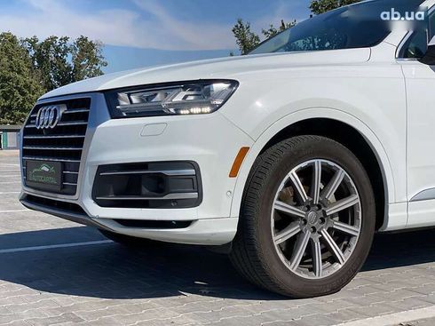 Audi Q7 2018 - фото 27