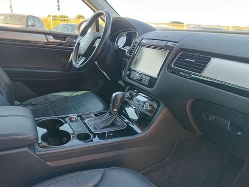 Volkswagen Touareg 2014 черный - фото 11