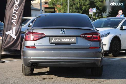 Volkswagen Passat 2018 - фото 5