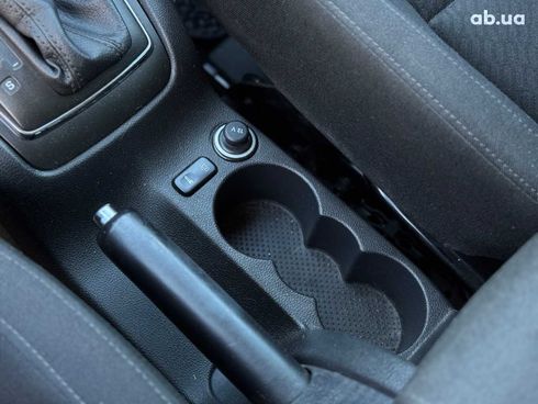 Skoda Yeti 2017 серый - фото 44