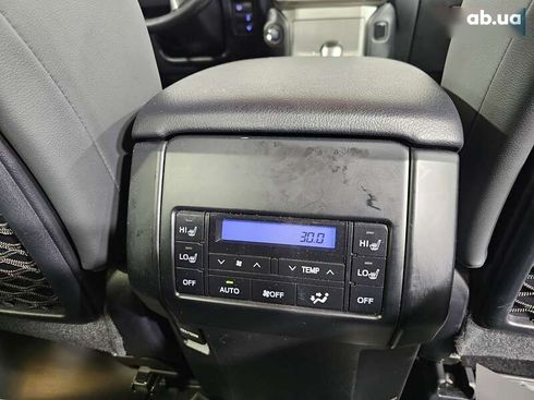 Toyota Land Cruiser Prado 2020 - фото 19