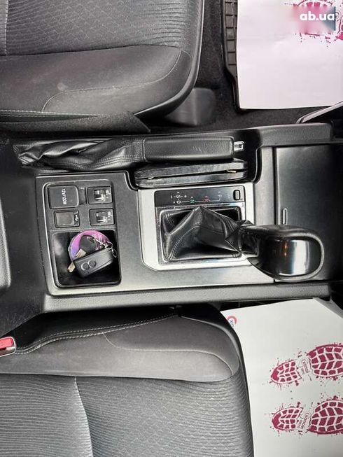 Toyota Land Cruiser 2013 - фото 22