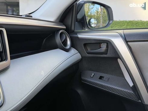 Toyota RAV4 2014 - фото 24