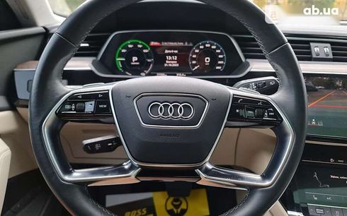 Audi E-Tron 2022 - фото 14