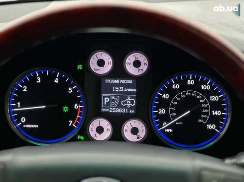 Lexus LX 2008 - фото 23