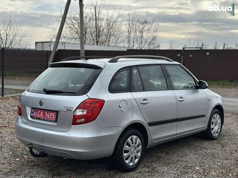 Skoda Fabia 2008 - фото 18